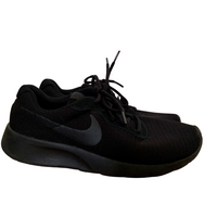 Nike Tanjun running shoes 6Y